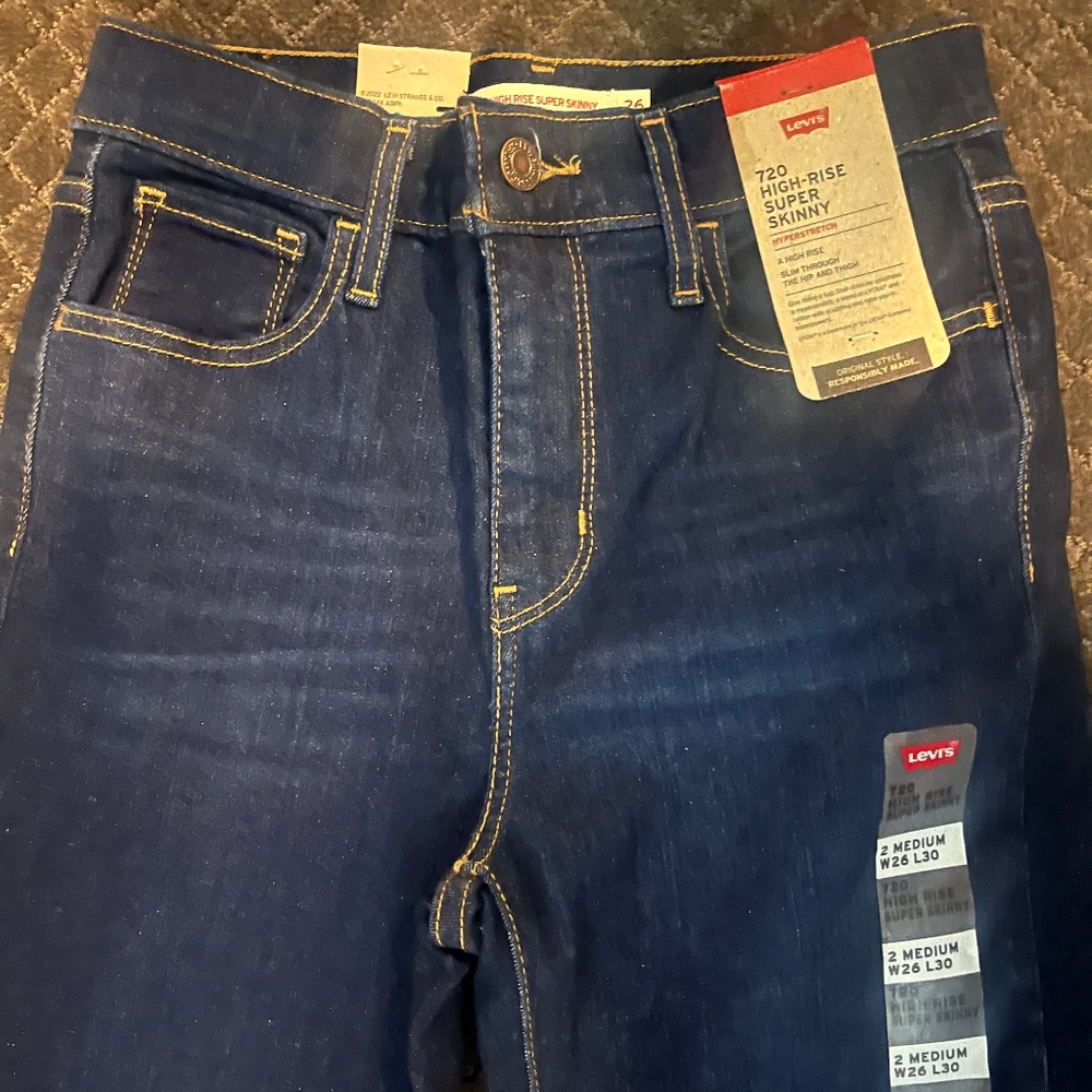 Levi’s 720 High Rise Skinny